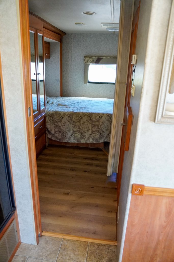 2006 Gulf Stream Endura 8.1L Vortec V8, Best RV Campers, 100% Trusted, Buy Now! - Image 31