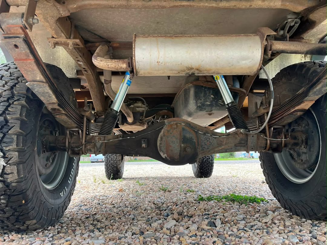 1981 Toyota Sunrader 4x4 Motorhome for Sale | 22R, R151F 5-Speed, Solid Axle 4x4, Toyota Sunrader for sale, 100% Trusted, Buy Now! - Image 15