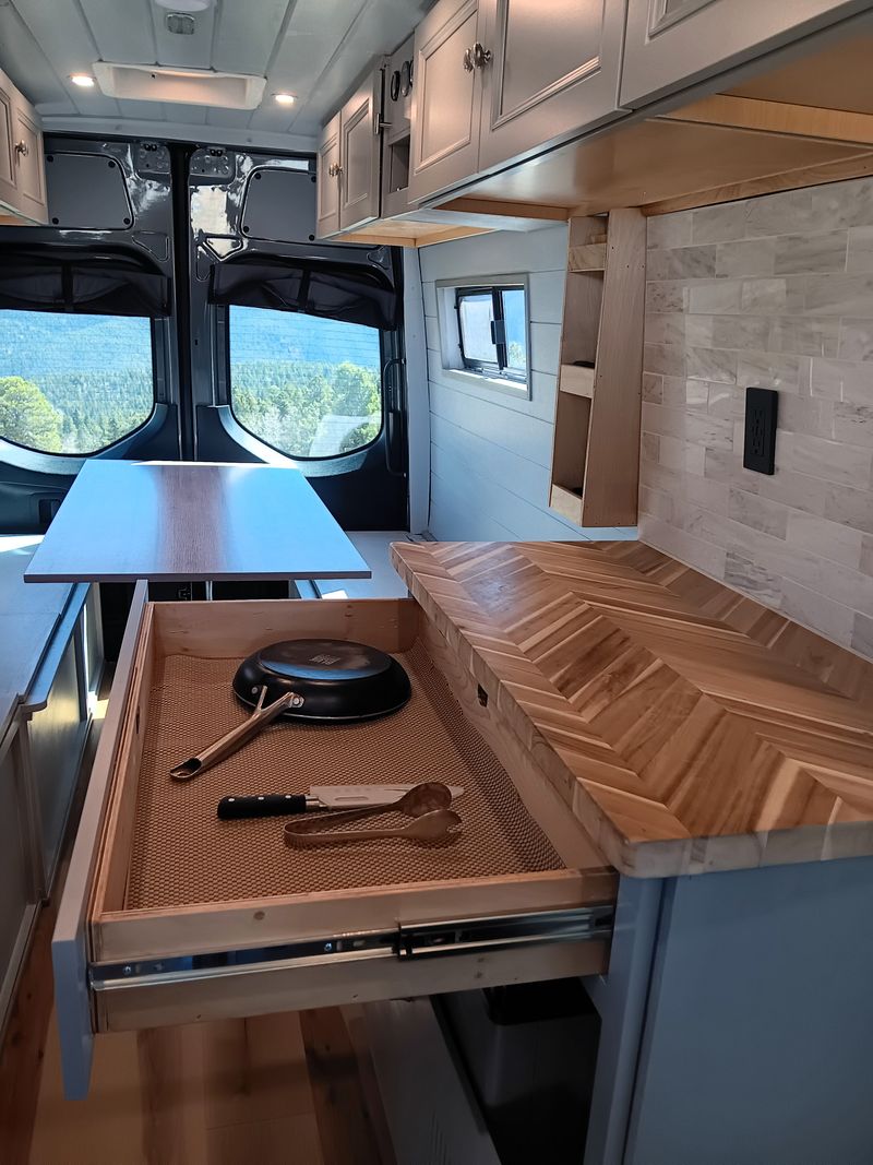 Camper Van Deals, 2019 Mercedes-Benz Sprinter 2500 High Roof Camper Van – 84K Miles – Diesel – Victron Off-Grid System, 100% Trusted, Buy Now! - Image 10